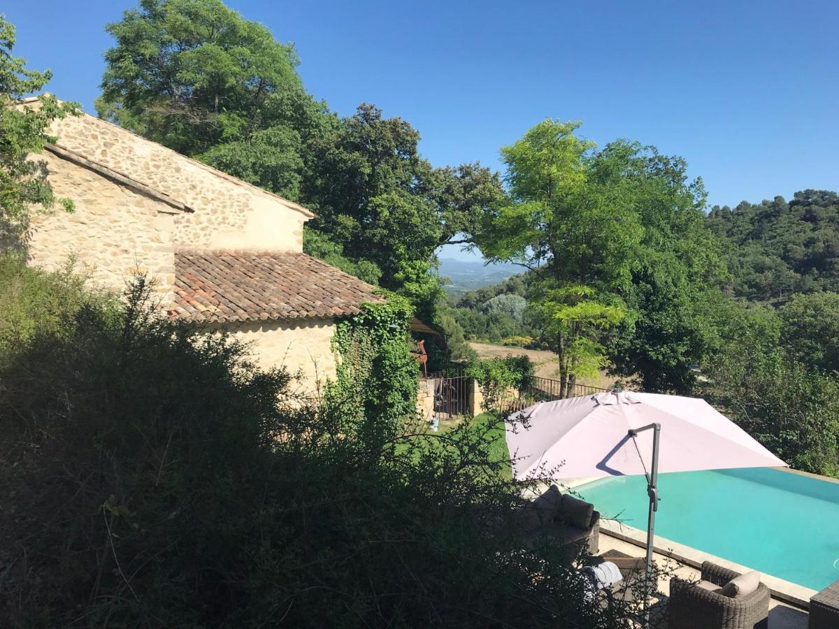 Les Gouts Et Les Couleurs Aparthotel Cucuron Exterior foto
